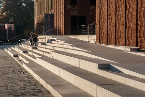 Trappartij met hellingbaan Trappartij met hellingbaan