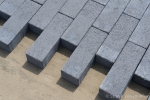 Betonstraatstenen grijsrood 33x11|gewassen betonklinkers