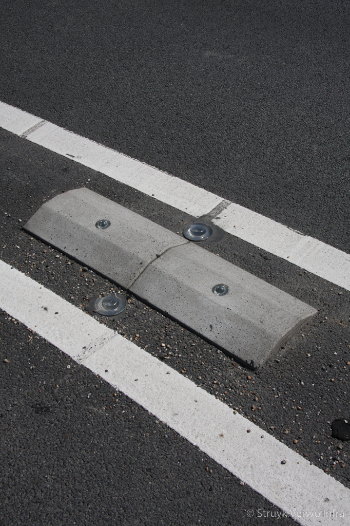 Afzetpalen van beton anti parkeerelement betonnen poef